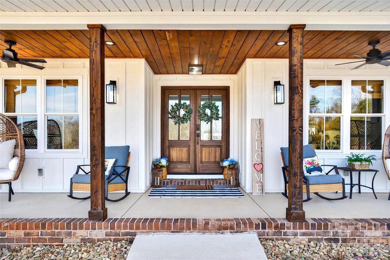 115 Pondview Dr., Nebo, NC 28761