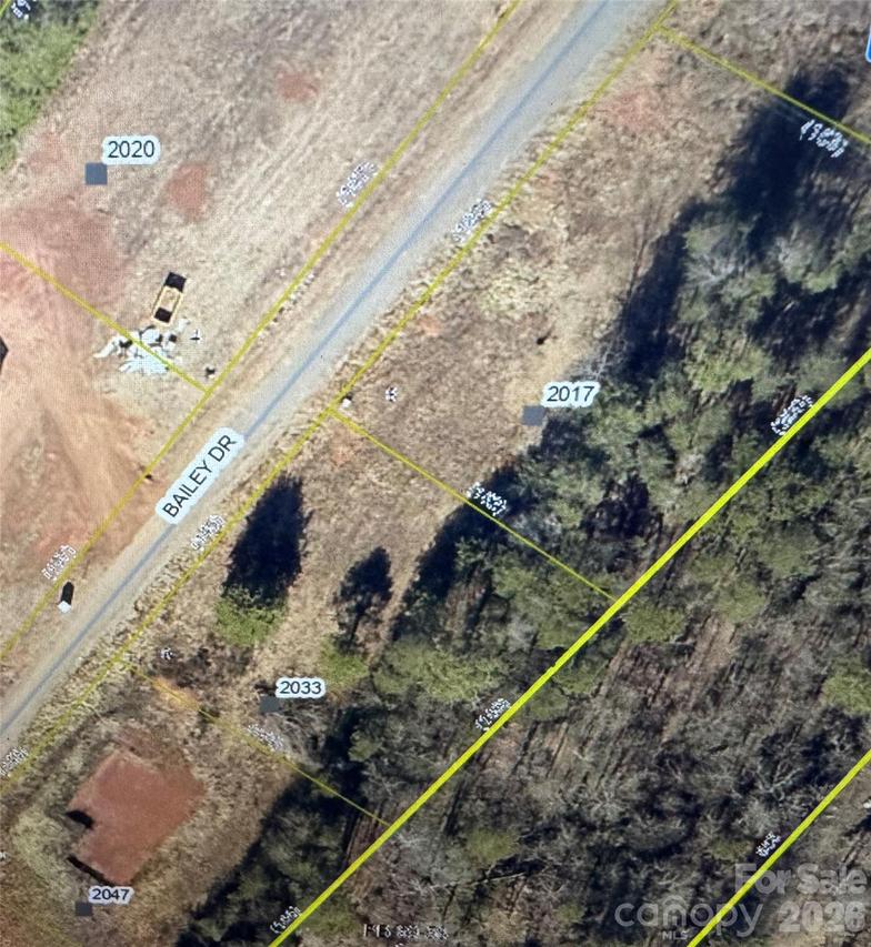 2017 Bailey Dr., Hickory, NC 28601