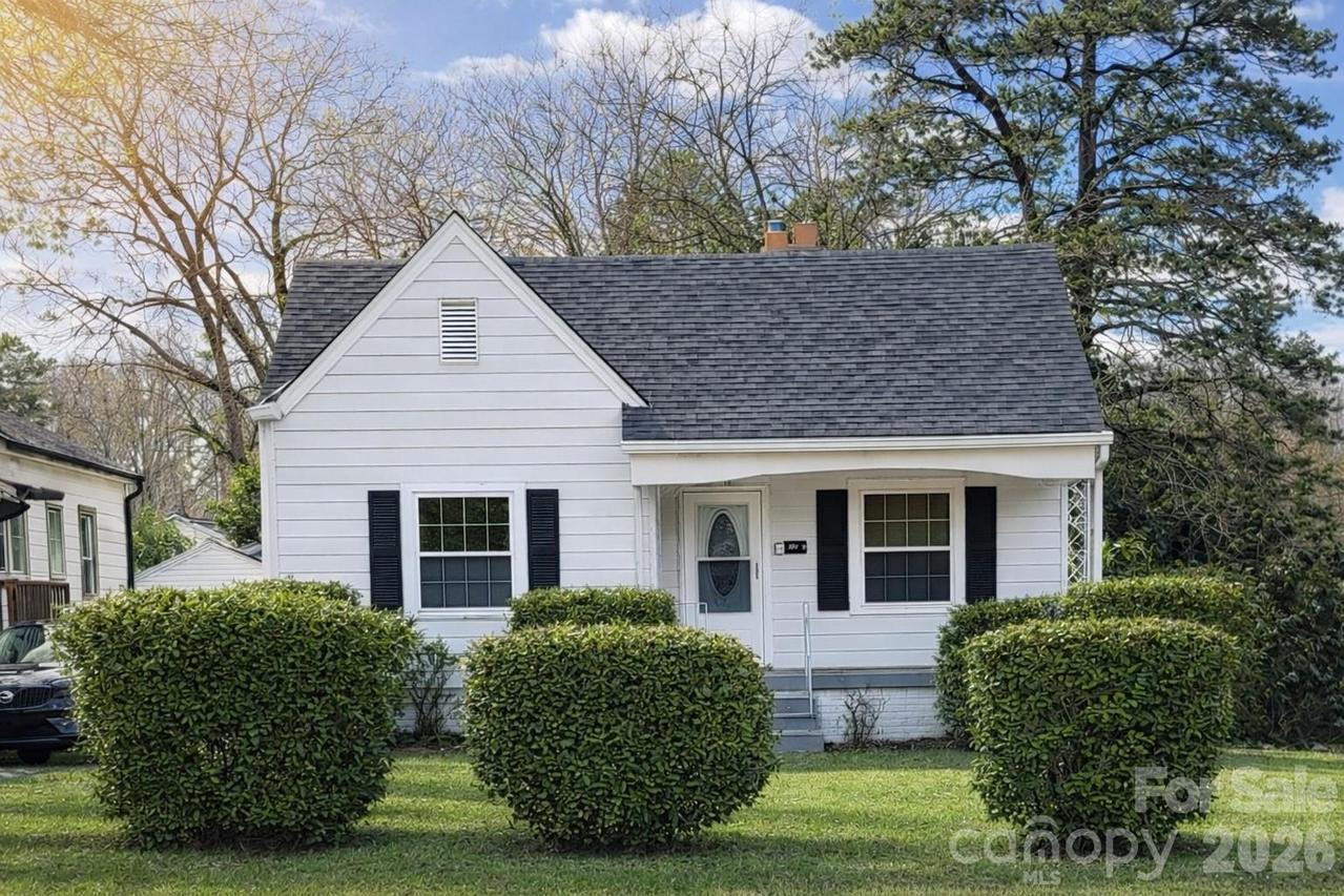 926 S York St., Gastonia, NC 28052