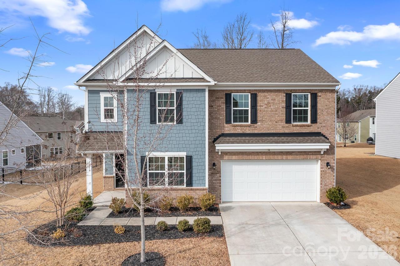 1316 Mona Vale Dr., Huntersville, NC 28078