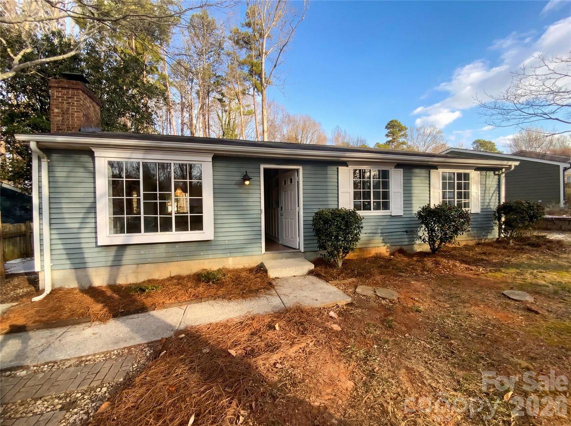 7932 Monfreya Ct., Charlotte, NC 28212