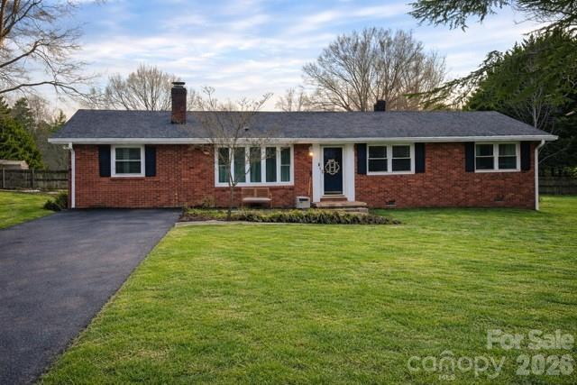 1130 27th Ave., Hickory, NC 28601