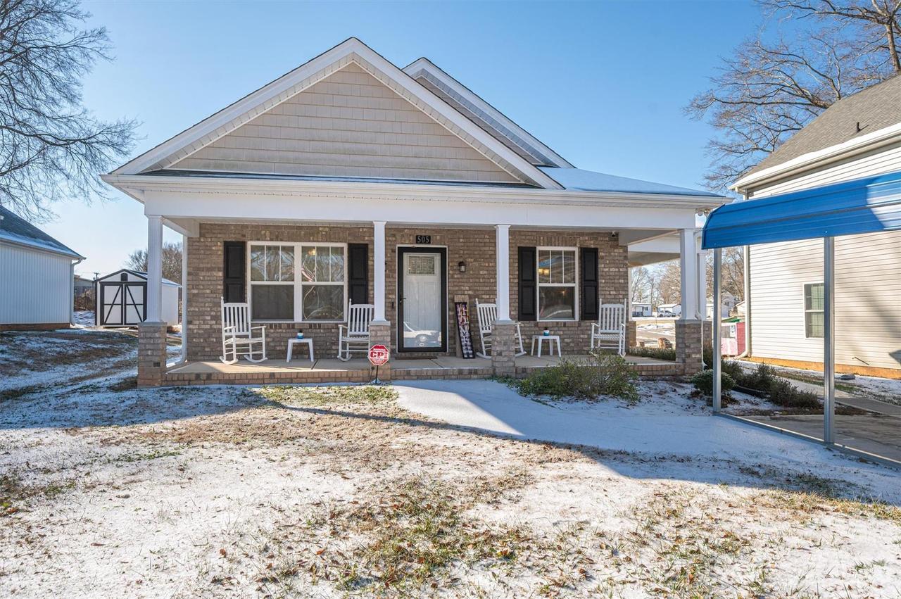 505 E Cloninger St., Dallas, NC 28034