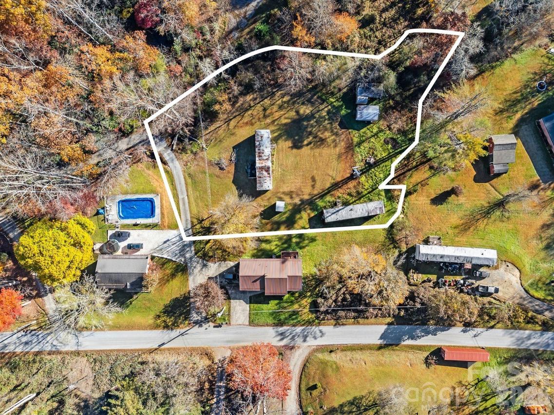 28 Townsend Tr., Brevard, NC 28712