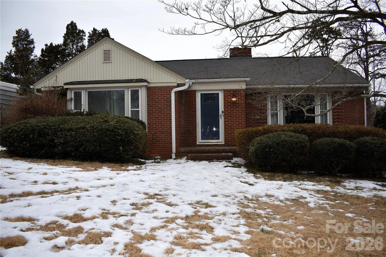 3 Forest Dr., Lexington, NC 27292