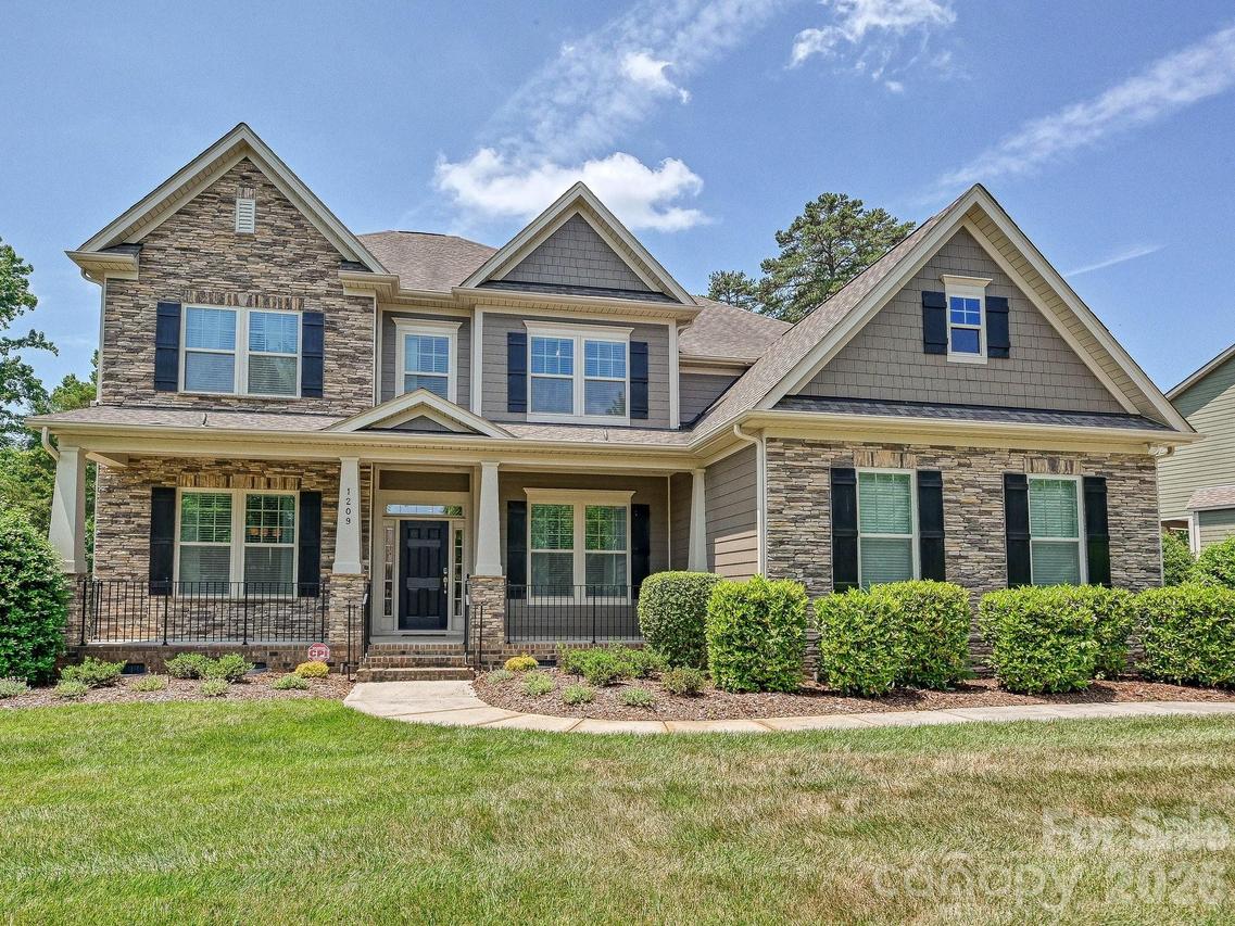 1209 Vickery Dr., Matthews, NC 28104