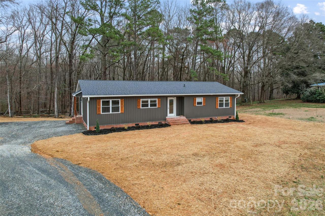 22055 Oakwood Rd., Albemarle, NC 28001