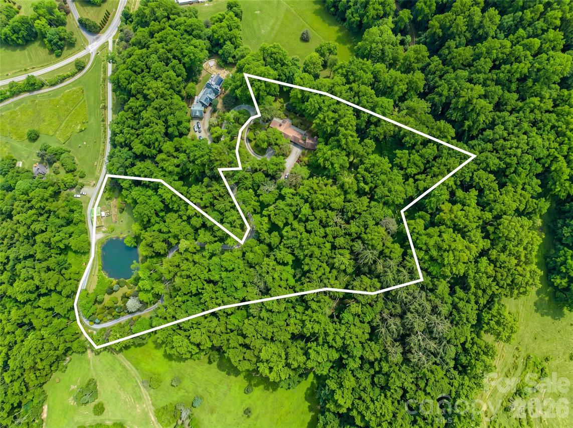 198 Brooks Branch Rd., Leicester, NC 28748