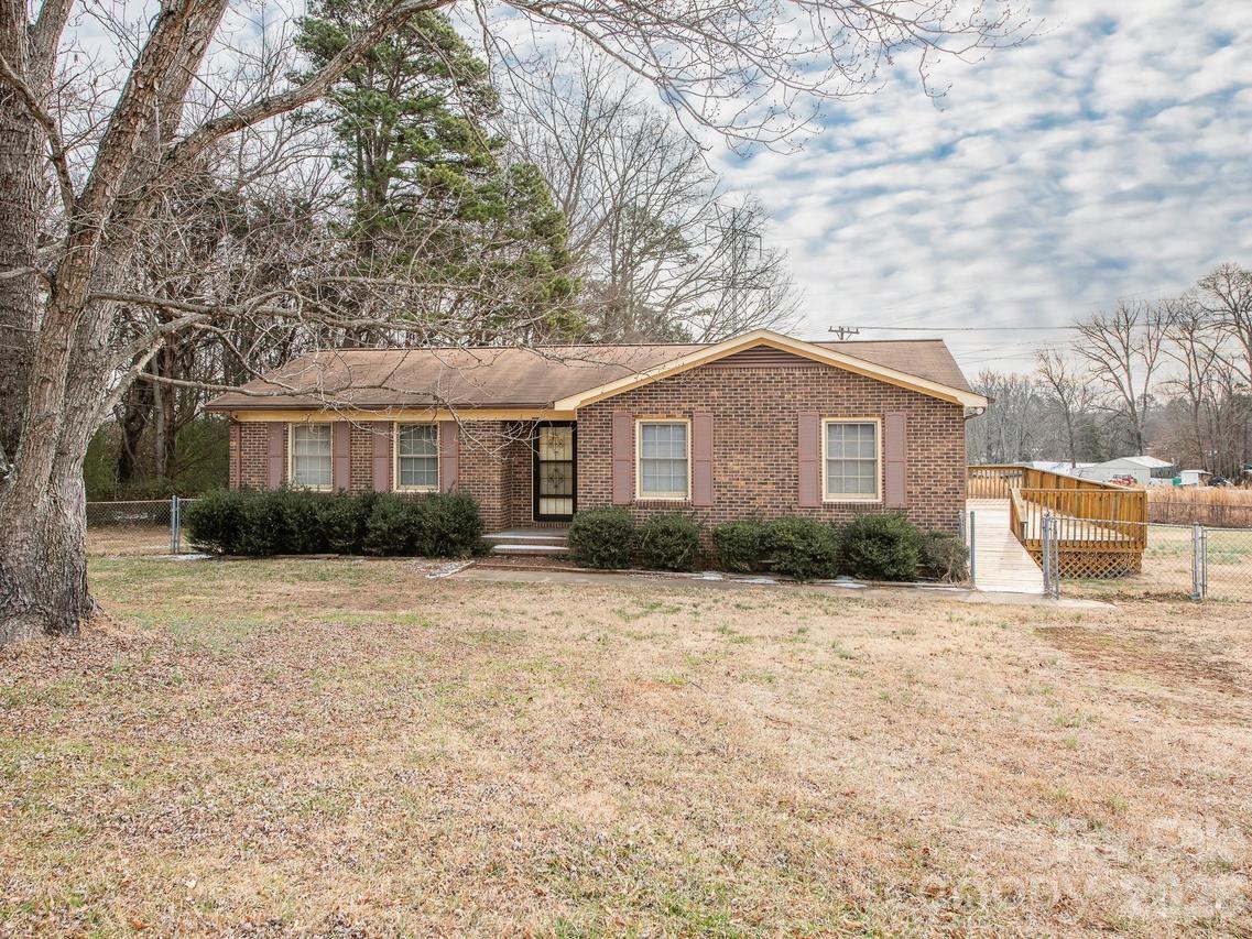 7701 Idlewild Dr., Concord, NC 28027