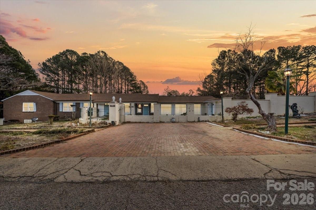 444 Craven St., Star, NC 27356