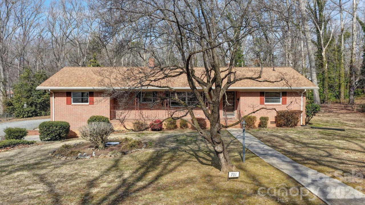 701 E Oakwood Ave., Albemarle, NC 28001