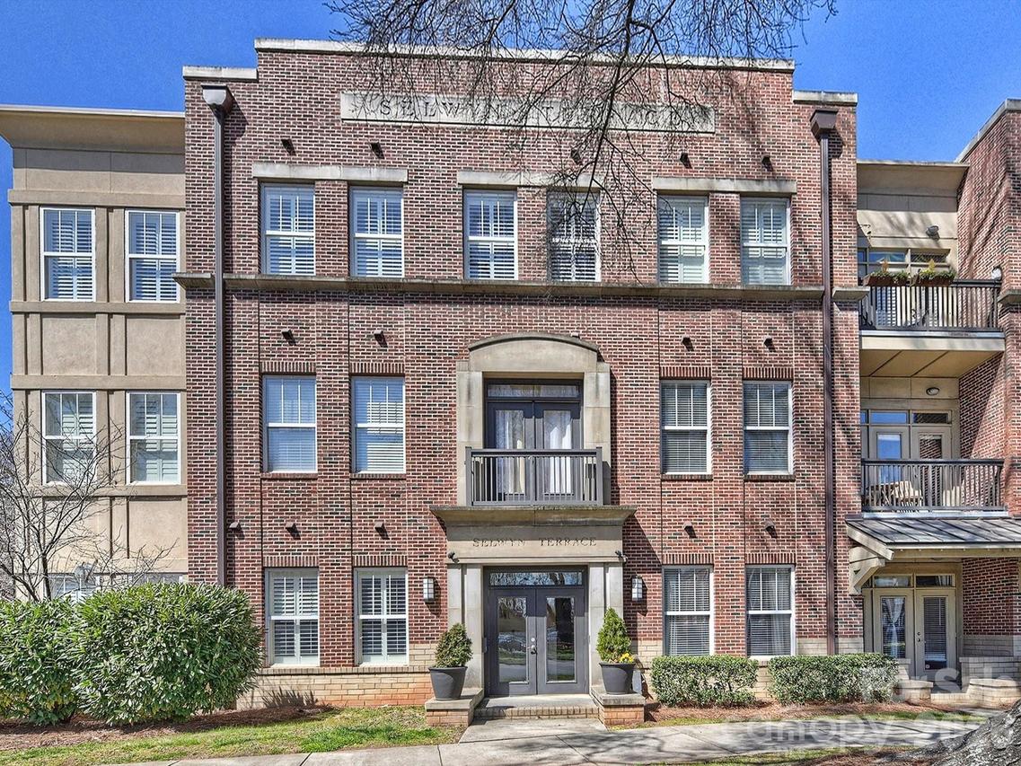 2978 Selwyn Ave., Charlotte, NC 28209