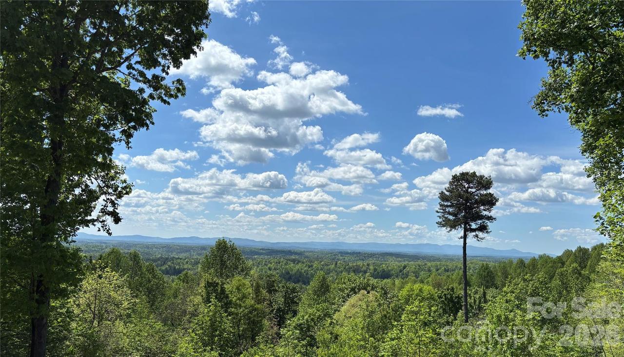 1234 Johns Ridge Pkwy. #204DE, Lenoir, NC 28645