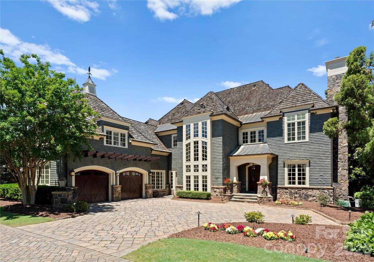 13837 Grand Palisades Pkwy., Charlotte, NC 28278