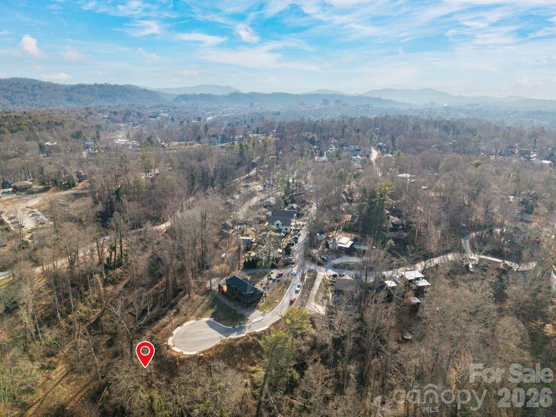 124 Beautyberry Dr. #4, Asheville, NC 28801