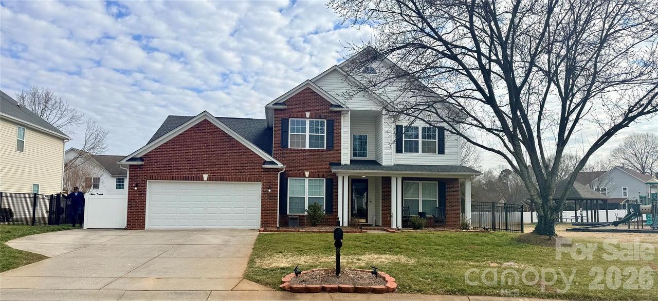 2132 Bluebonnet Ln., Matthews, NC 28104