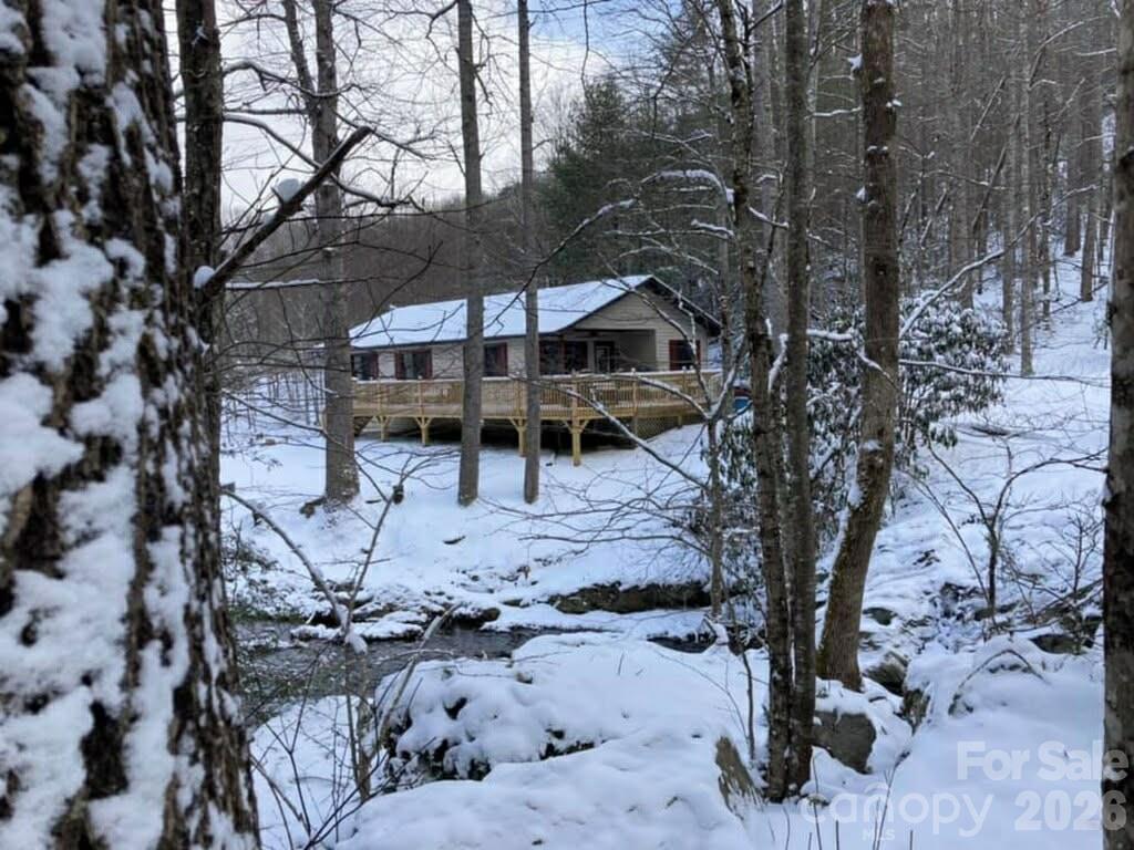 214 Davis Ridge Rd., Banner Elk, NC 28604