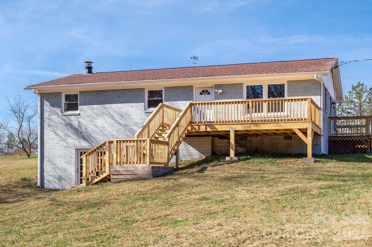 5595 Rockford Dr., Trinity, NC 27370