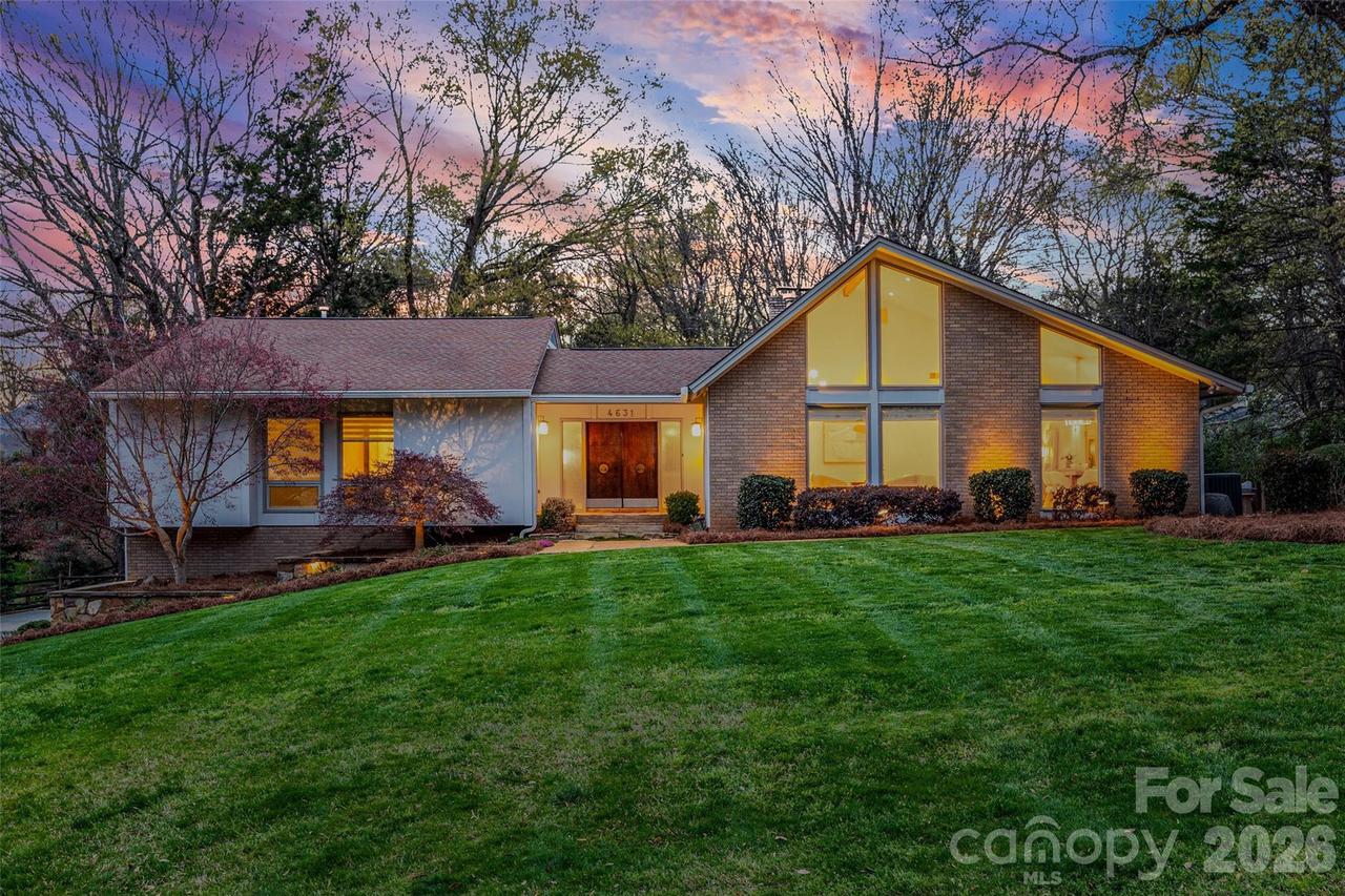 4631 Carmel Valley Rd., Charlotte, NC 28226