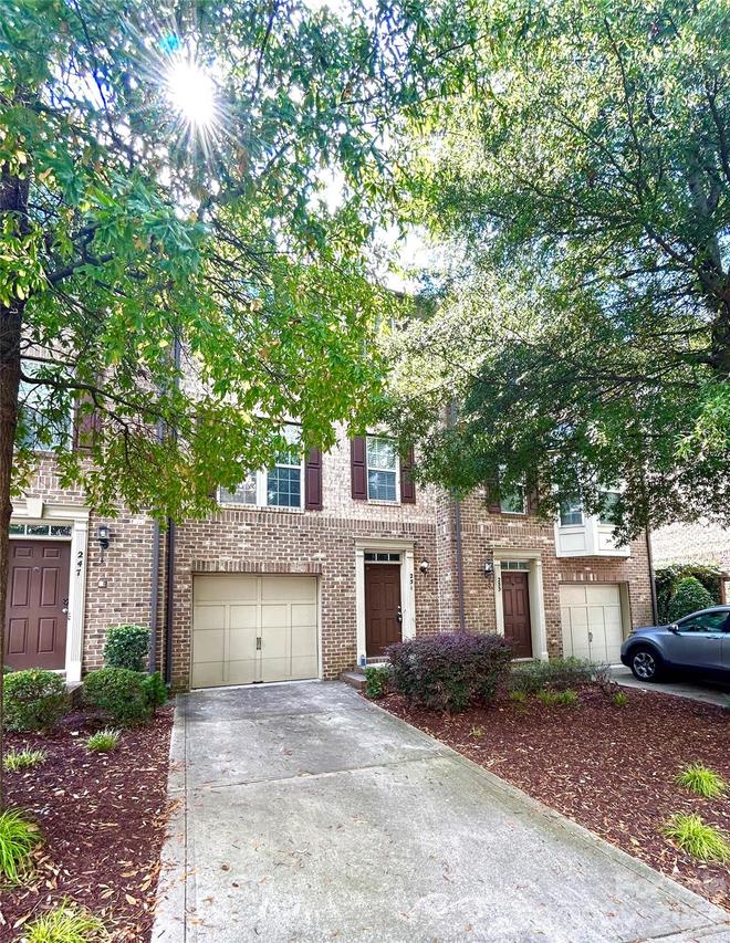 251 Lincoln St., Charlotte, NC 28203