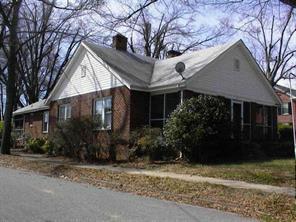 641 Center Ave., Mooresville, NC 28115