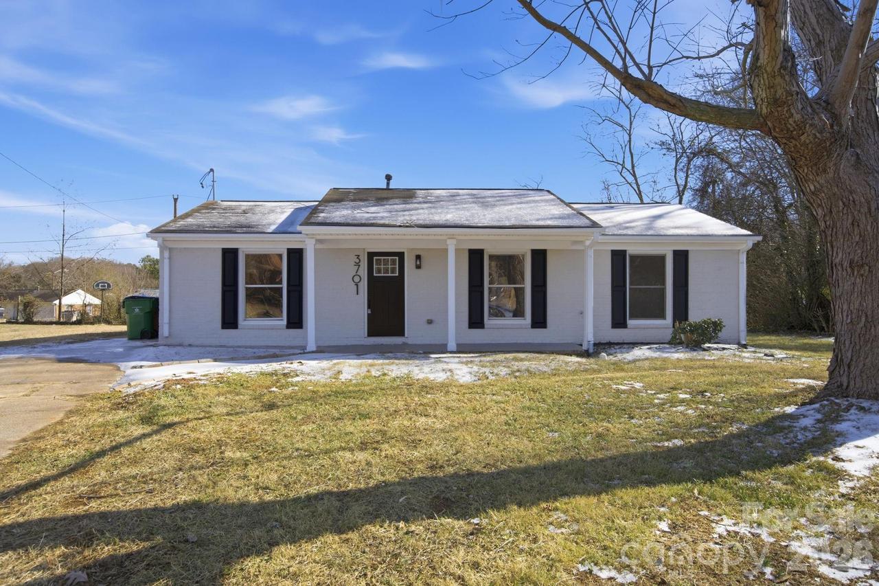 3701 Shoup Ct., Charlotte, NC 28216