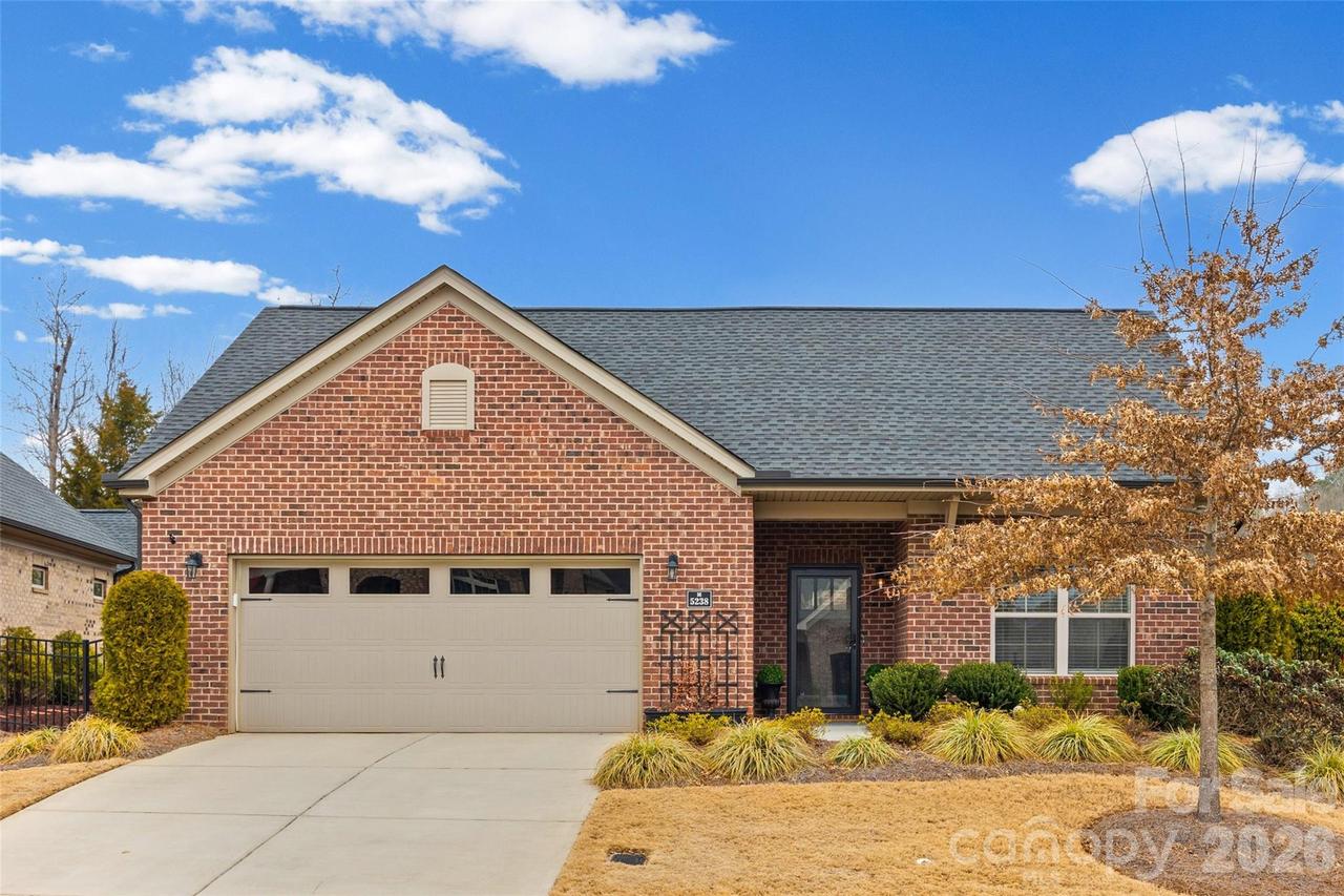 5238 Courtyard Ln., Belmont, NC 28012
