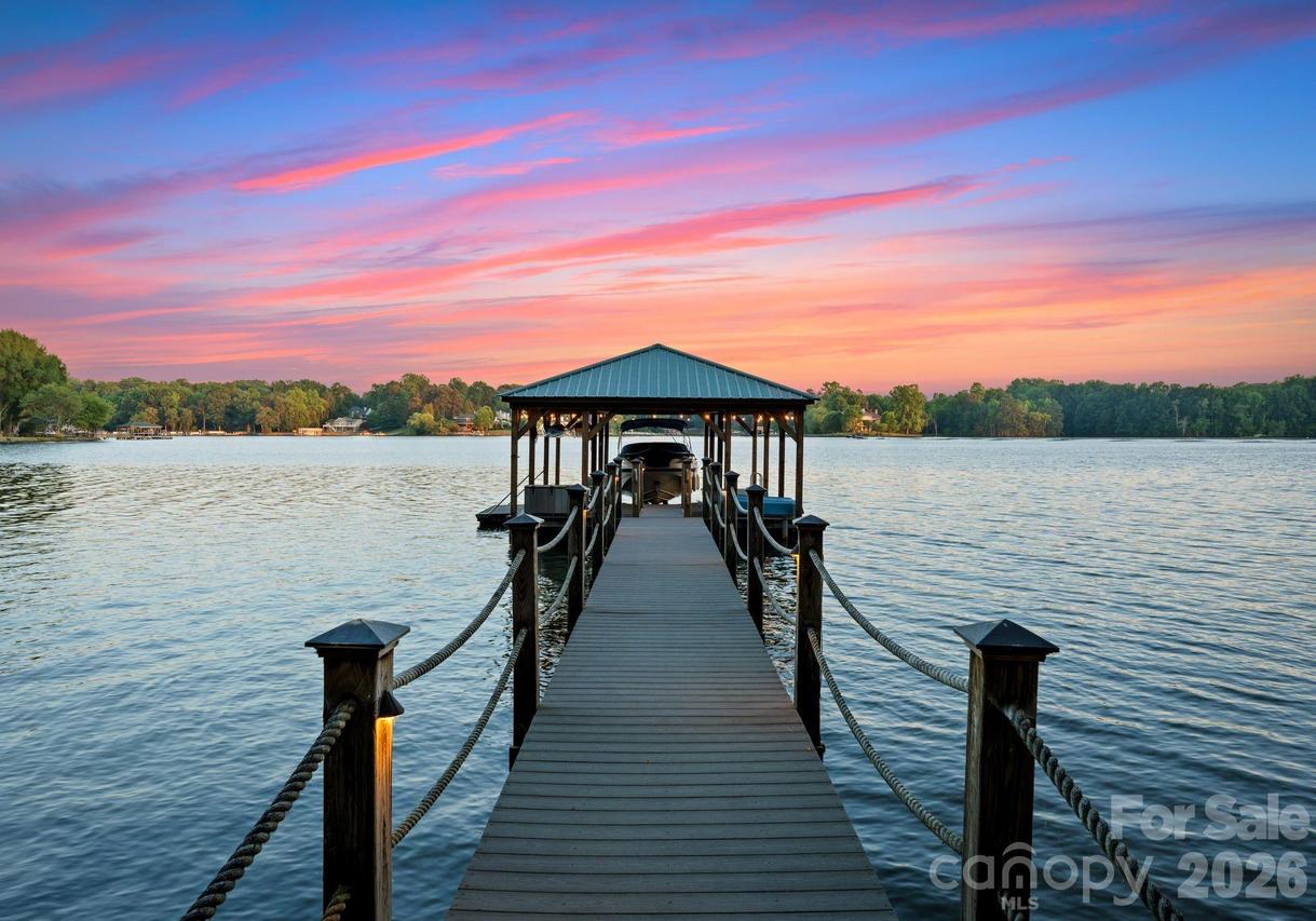 170 Iron Gate Cir., Mooresville, NC 28117