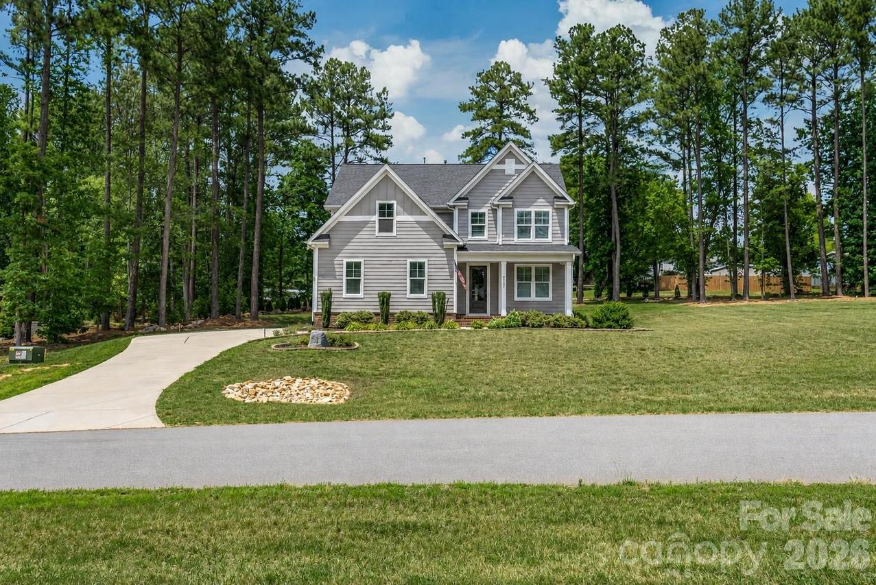 4307 Island Fox Ln., Denver, NC 28037