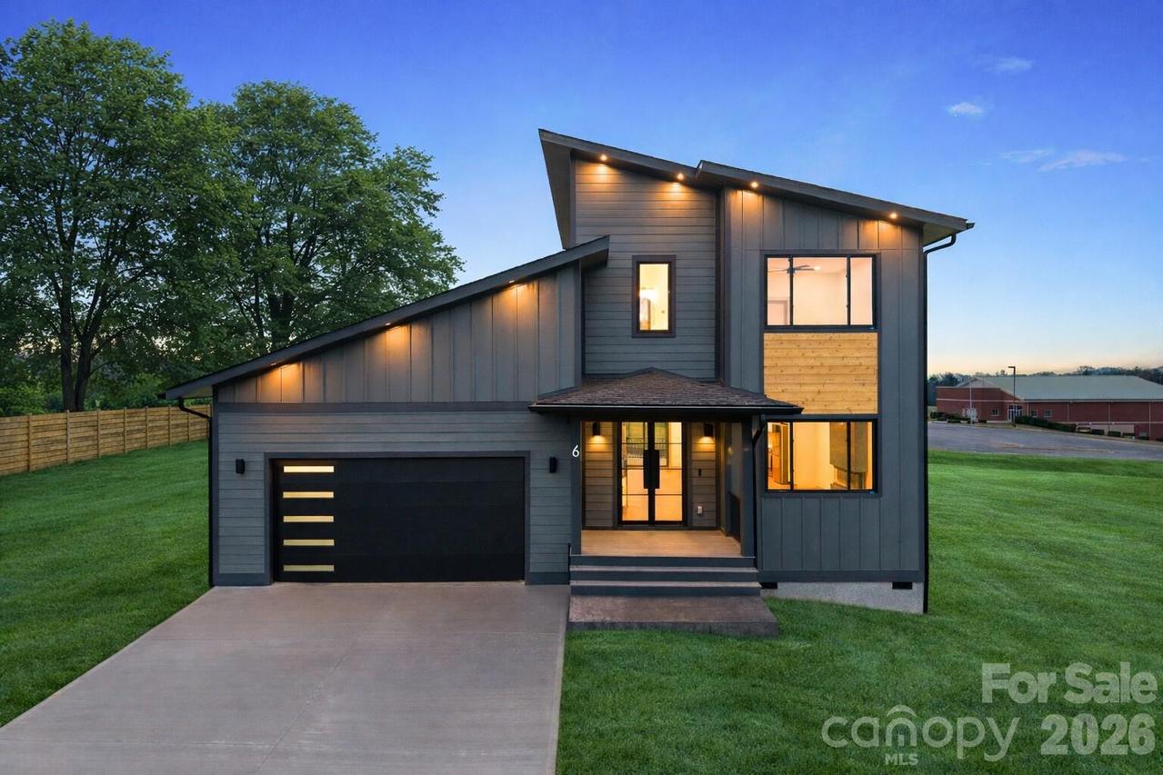 6 Scott Meadows Dr. #33, Asheville, NC 28806