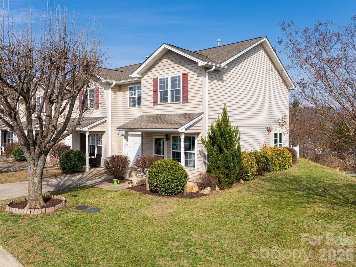 93 Sunny Meadows Blvd., Arden, NC 28704