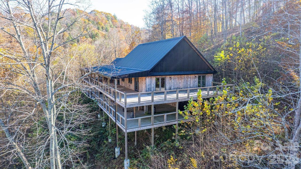 2381 Little Pine Rd., Marshall, NC 28753