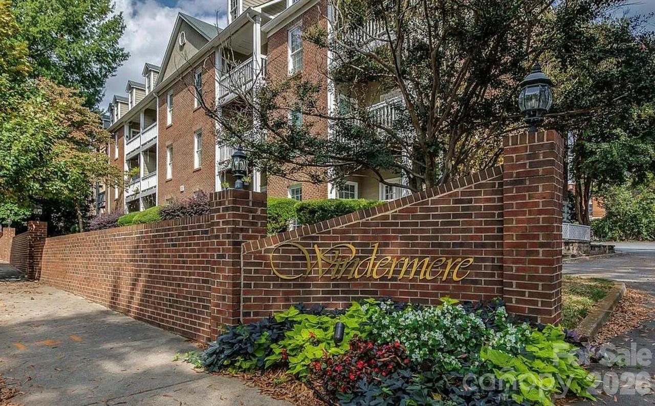 301 Queens Rd. #108, Charlotte, NC 28204