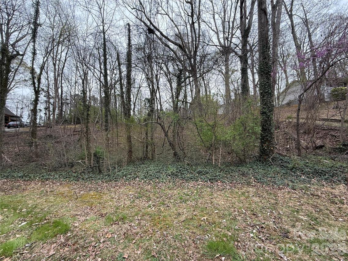 Gate Dr., Thomasville, NC 27360