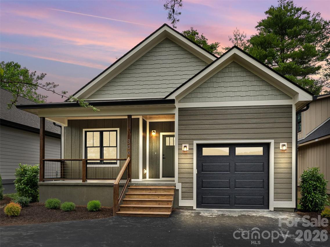 306 Gallimore Rd., Brevard, NC 28712