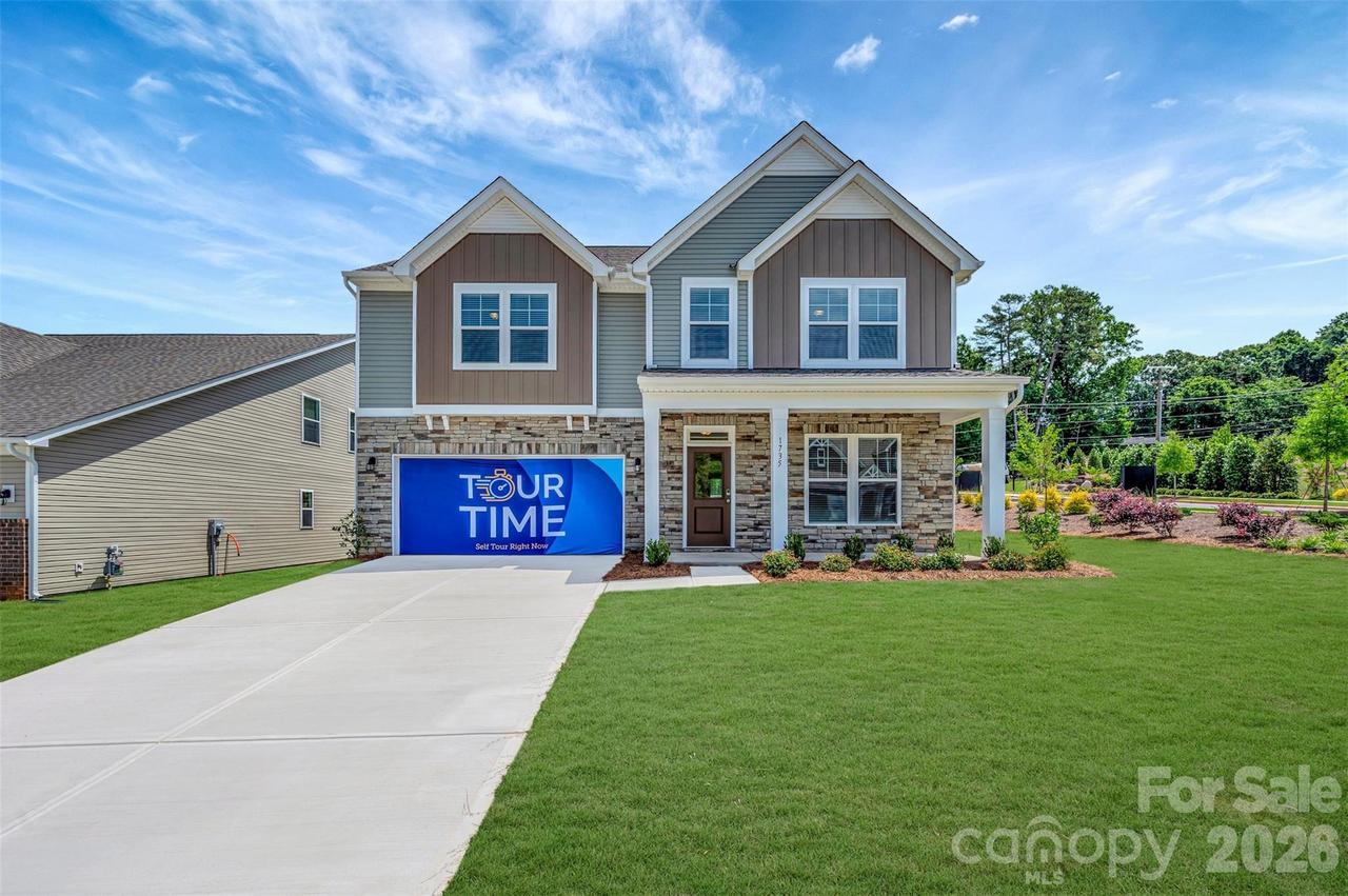 1735 Boulder Ridge Dr., Gastonia, NC 28052