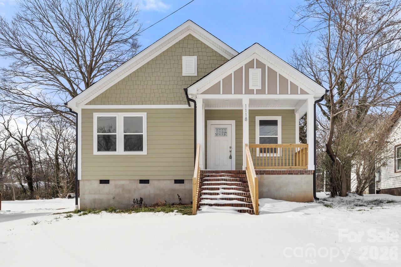 1118 Lerain Ct., Statesville, NC 28677