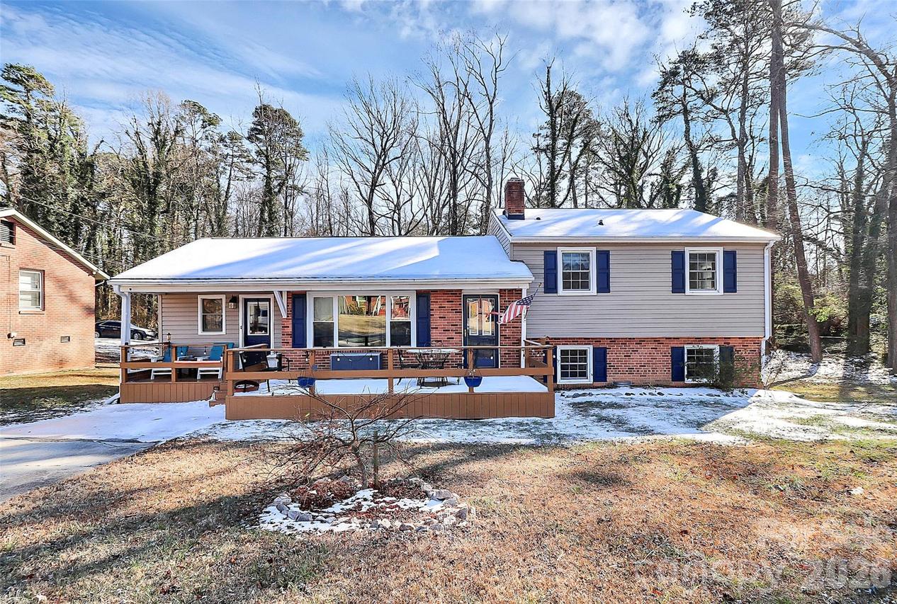 2111 Parkdale Ave., Gastonia, NC 28052