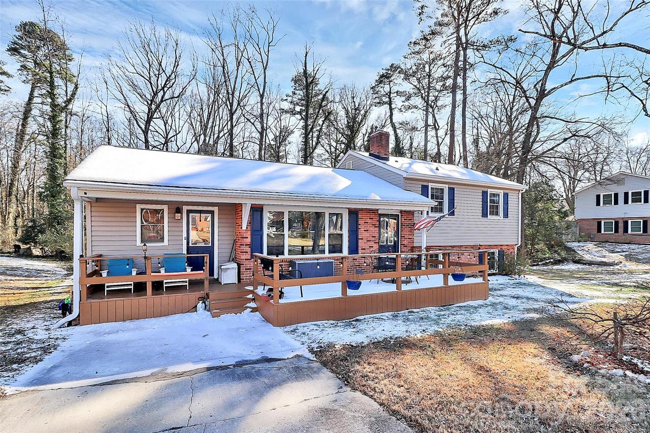 2111 Parkdale Ave., Gastonia, NC 28052