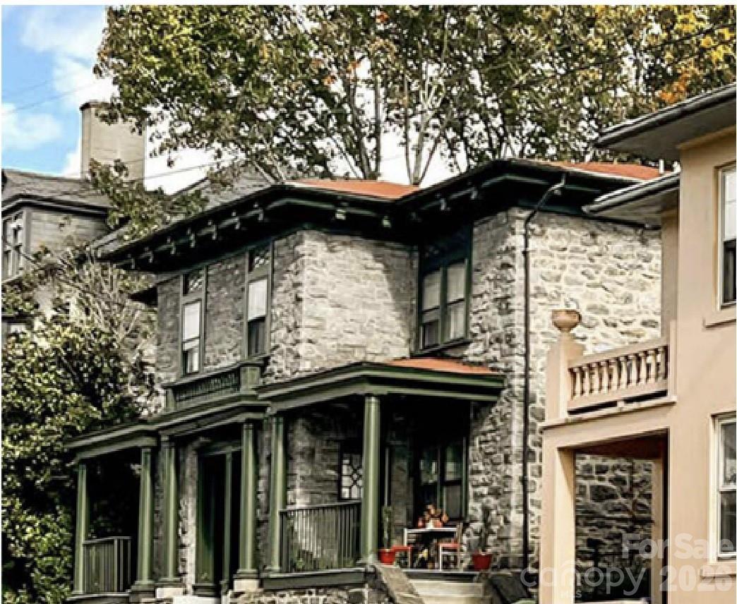 134 Biltmore Ave. #1, Asheville, NC 28801