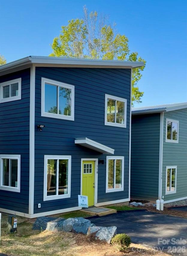 110 Lager Ln., Asheville, NC 28806