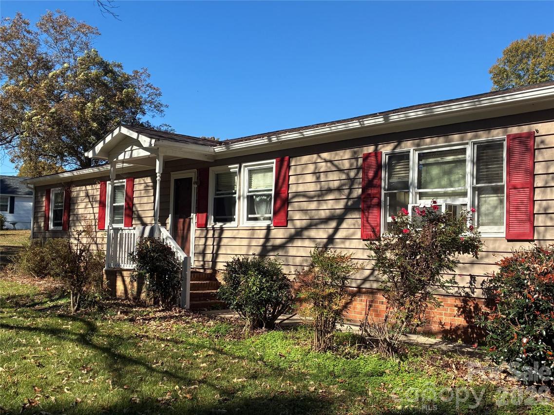 1504 Hunsinger Ave., Gastonia, NC 28052