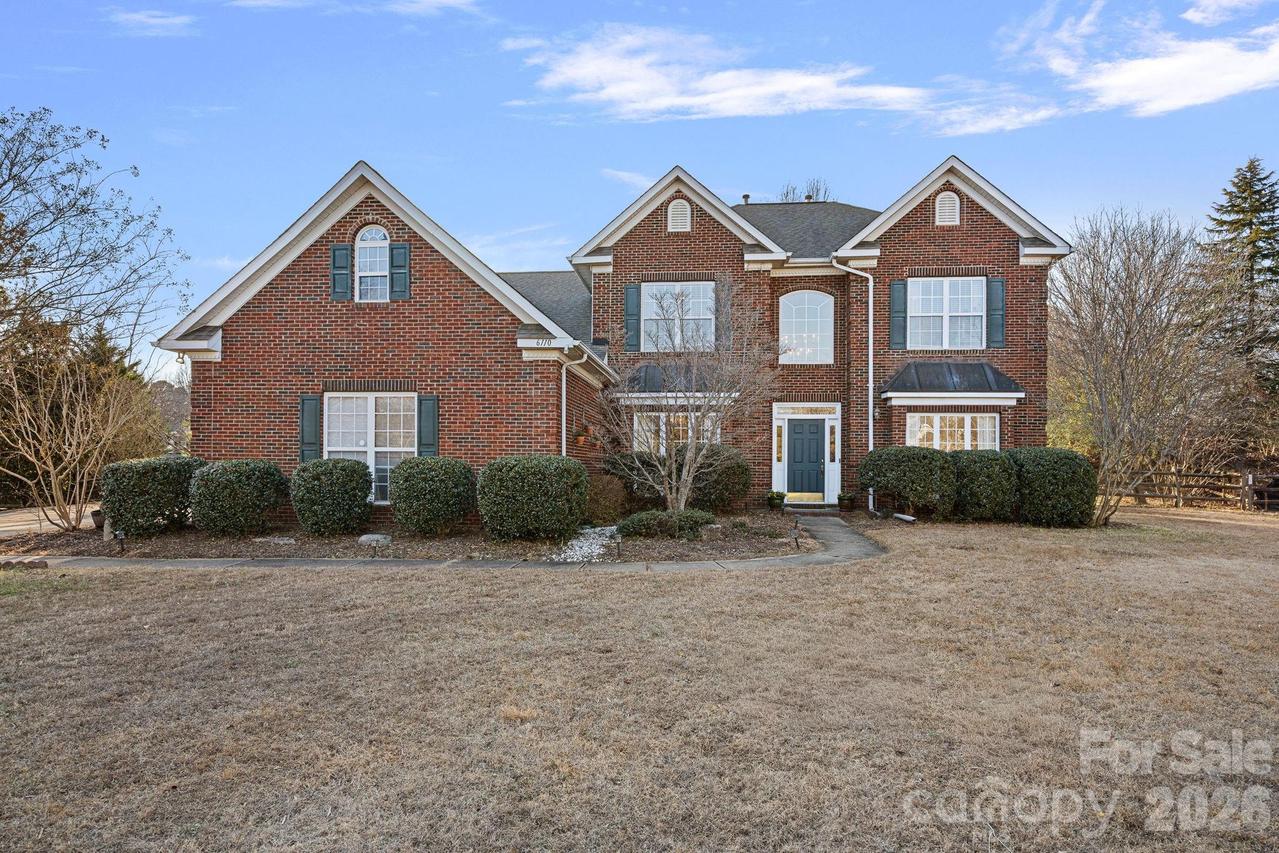 6110 Flowergate Ln., Waxhaw, NC 28173