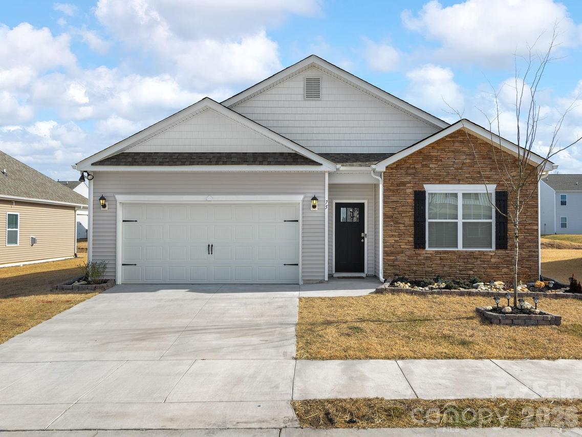 75 Dandelion Rd., Fletcher, NC 28732