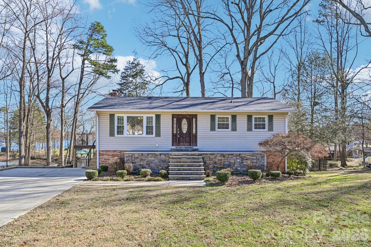 116 Stover Rd., Mooresville, NC 28117