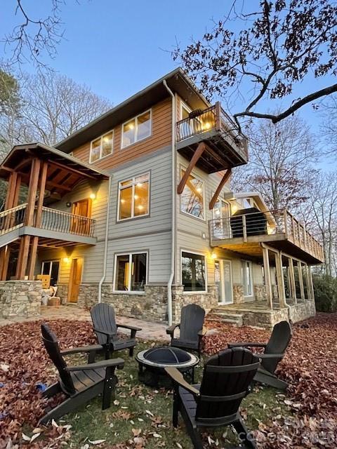 425 Flat Top Mountain Rd., Fairview, NC 28730