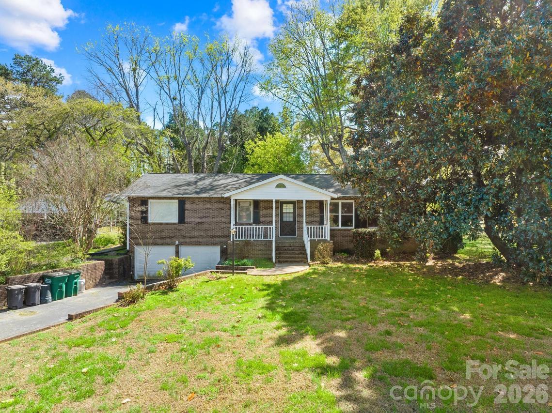 6711 Old Mocksville Rd., Salisbury, NC 28144