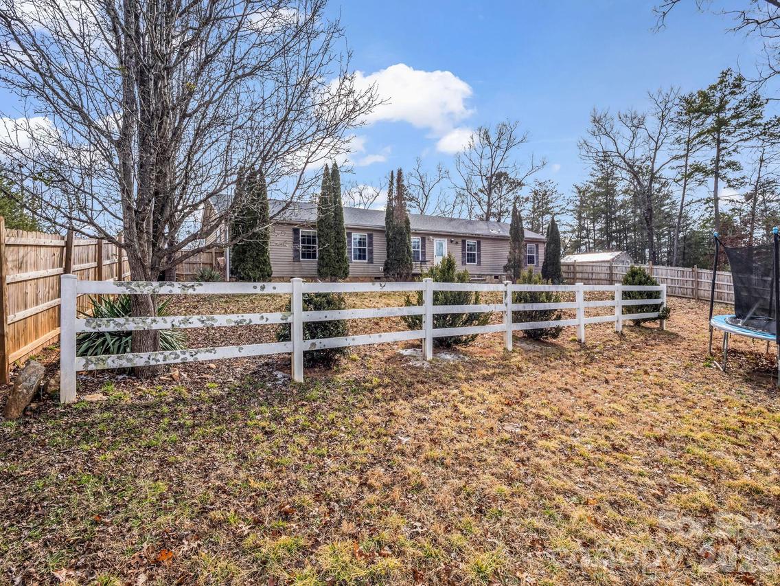 865 Boland Dr., Lake Lure, NC 28746