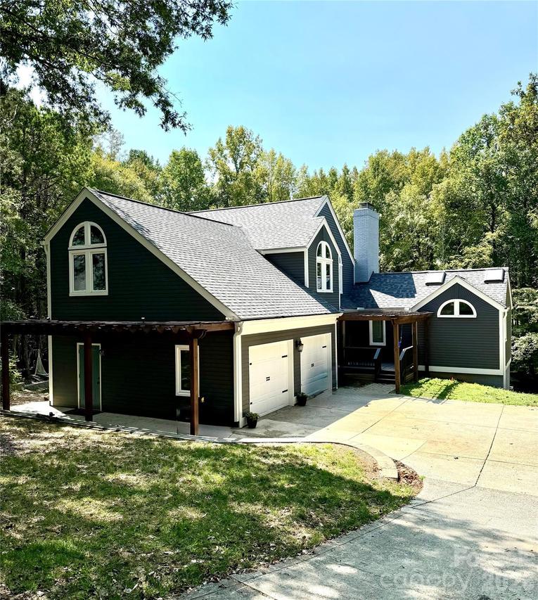 2337 Providence Creek Ln., Charlotte, NC 28270