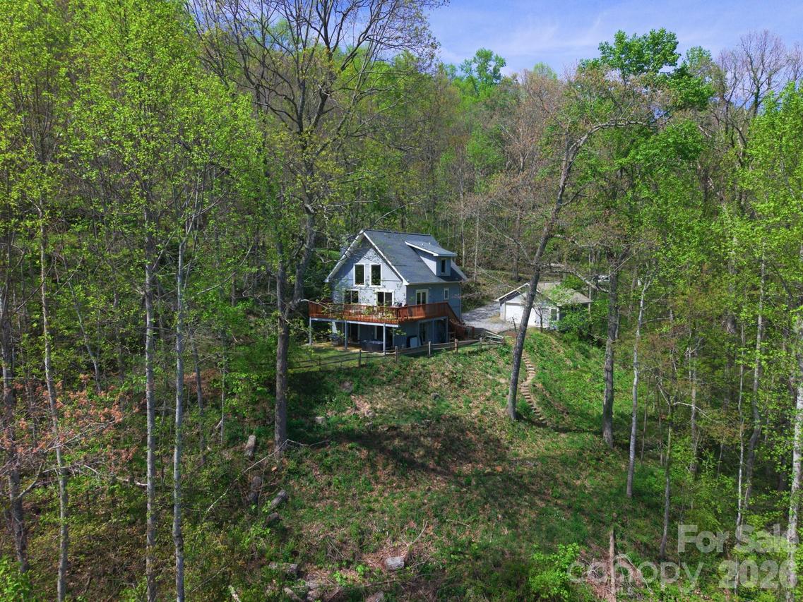 108 Hickory Forest Rd., Fairview, NC 28730
